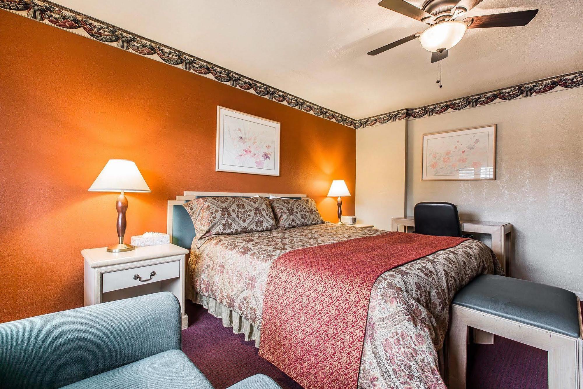Clarion Collection Wilkie'S Inn Pacific Grove - Monterey Bagian luar foto